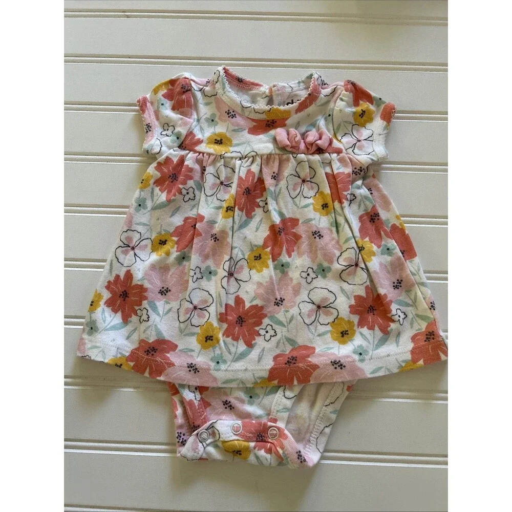 Child Of Mine by Carters Baby Girl 0-3 Months Floral Snap Romper Summer Pink